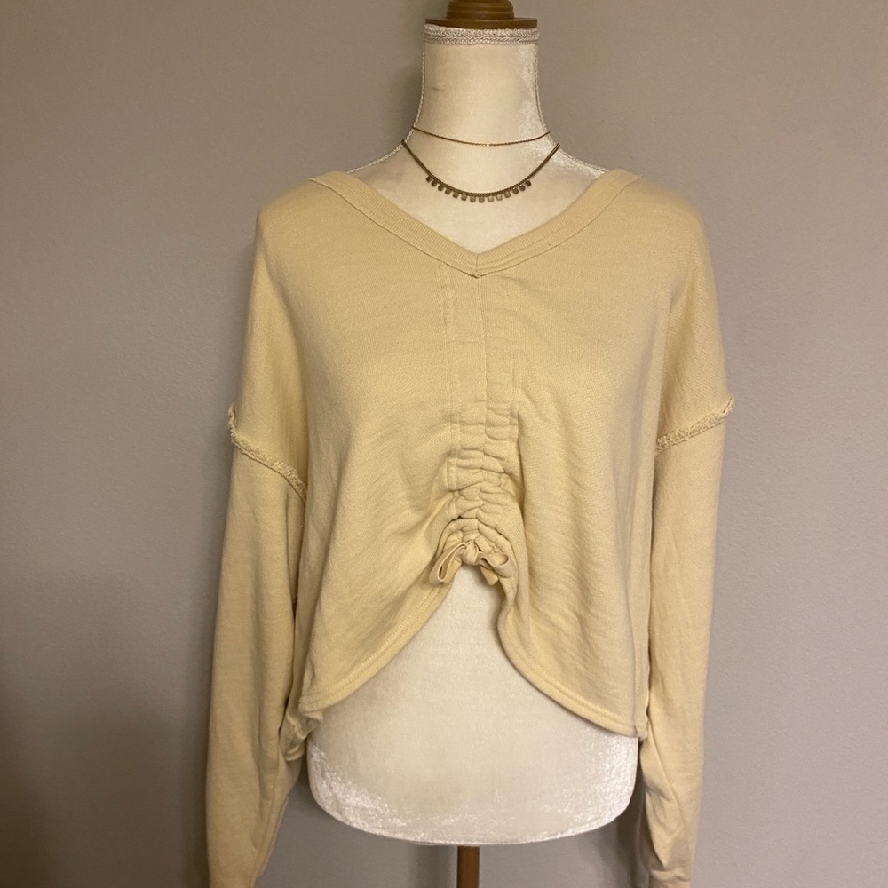 Beige cropped pullover sweater